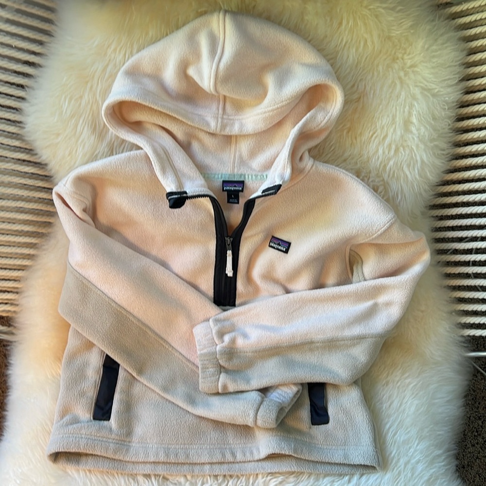 PATAGONIA Girls Size L (10/12) 1/2 Zip Fleece Pullover Good, used condition